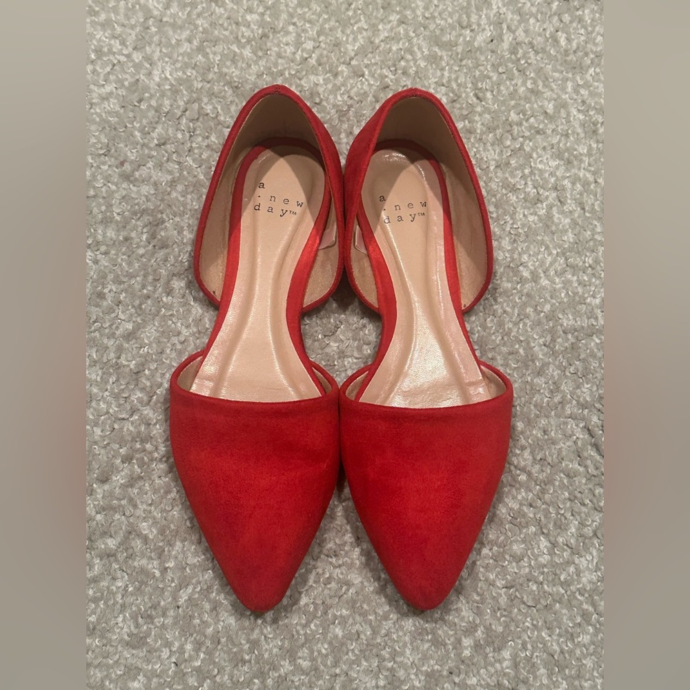 A New Day Women's Red Pointed Flats